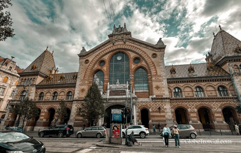 Traveler’s Guide to Central Market Hall in Budapest